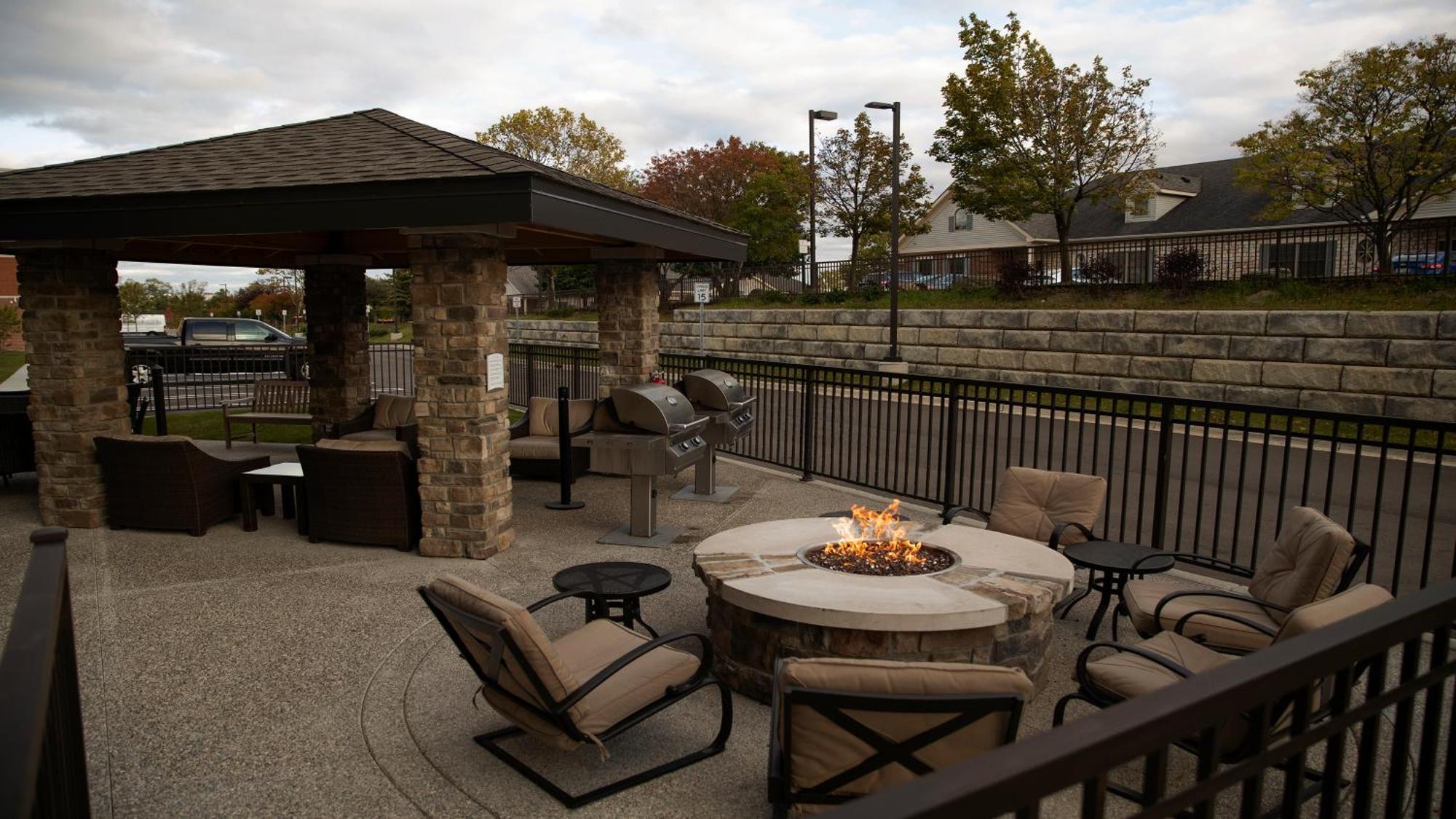 Staybridge Suites Auburn Hills By Ihg Extérieur photo